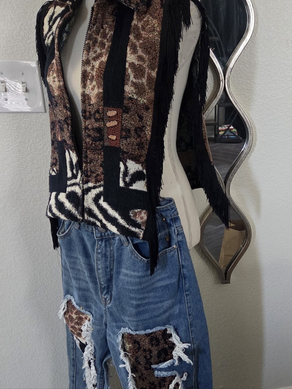 Frayed Patchwork Jeans Set - Picture 4 of 4